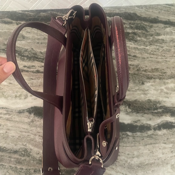 Burberry Medium Banner Purse Burgundy - Picture 5 of 5